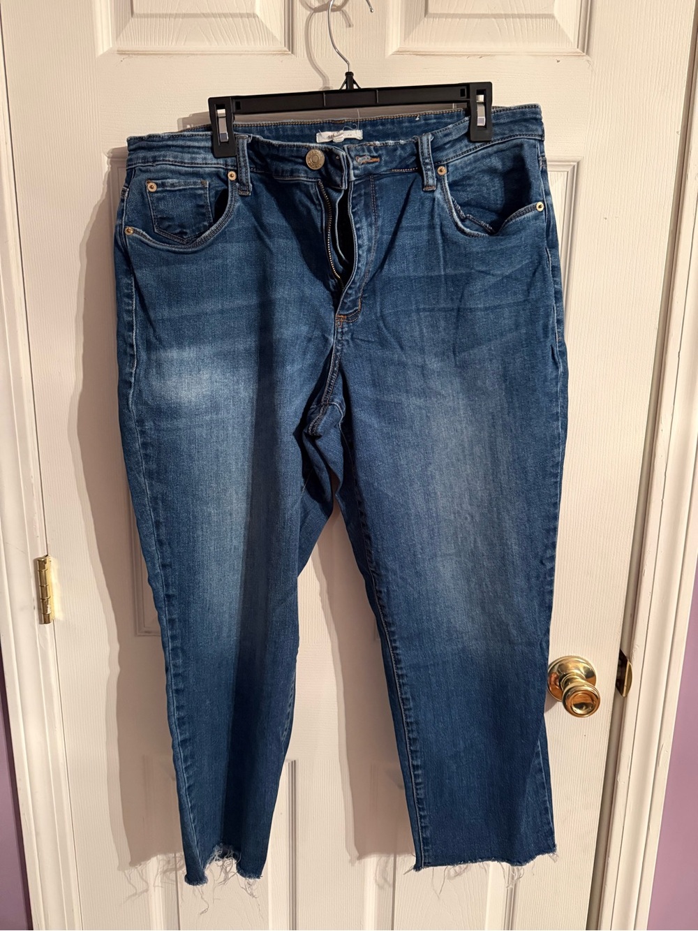 STS Blue Cropped Ankle Jeans in Medium Blue Wash